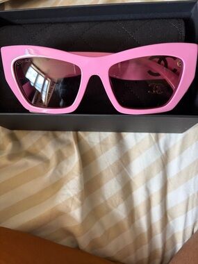 CHANEL Cat Eye Sunglasses
